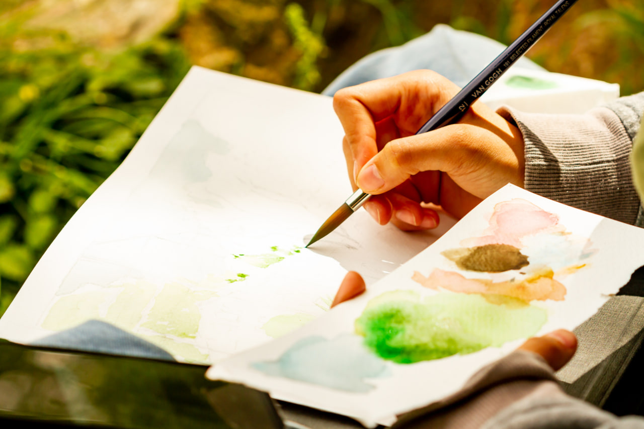 From Sketch to Finished Piece: Planning and Executing Watercolor Art